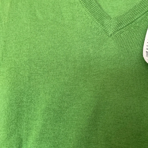 NWT Benetton Green V Neck Cashmere Blend Sweater Size XS - Picture 5 of 5